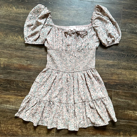 MABLE Dresses & Skirts - MABLE Floral Dress Medium